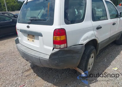 2005 Ford Escape Xls из США, поврежденный, VIN 1FMYU02Z75KB43599